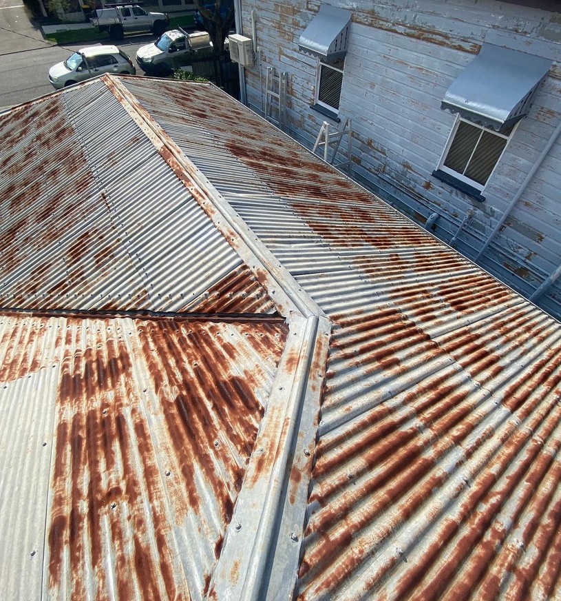 Painting a Metal Roof: Insights from a Brisbane Expert